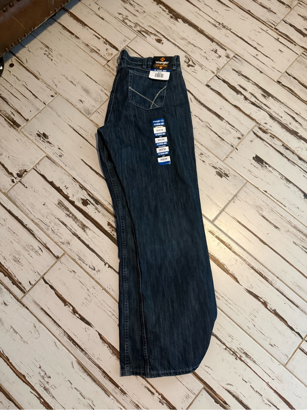 Men's Wrangler 20X 42 Vintage Bootcut Jeans in Dark Indigo 36x32 FR Work jeans - Picture 2 of 3